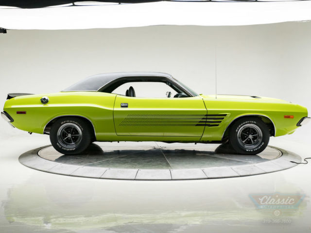 1973 Dodge Challenger RT Trim 440 V8 - photo 5