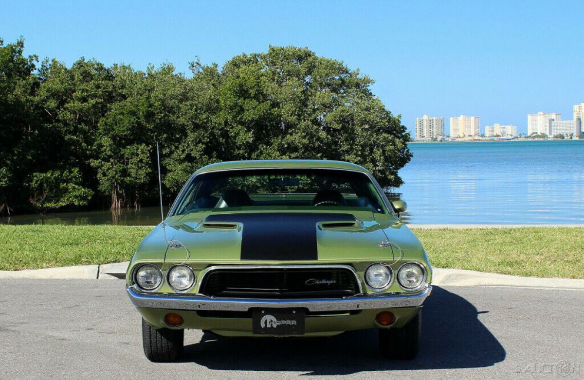1973 Dodge Challenger A 4 speed manual transmission Classic Pistol Grip - photo 8