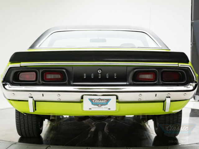 1973 Dodge Challenger RT Trim 440 V8 - photo 4