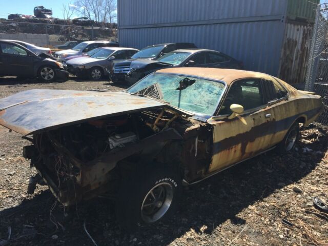 1973 Dodge Charger 400 4 Barrel Rusted Bad Hit Front End 1973 Dodge Charger SE