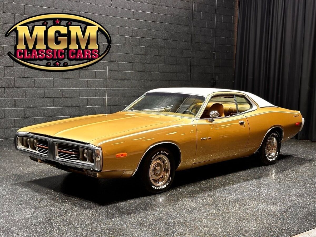 1973 Dodge Charger 440cid PISTOL GRIP 4 SPEED MANUAL- REAL NICE PAINT 1973 Dodge Charger 440cid PISTOL GRIP 4 SPEED MANUAL- REAL NICE PAINT