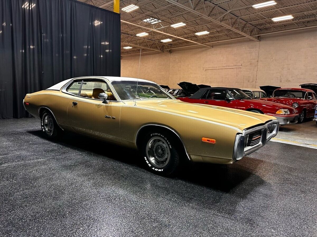 1973 Dodge Charger 440cid PISTOL GRIP 4 SPEED MANUAL- REAL NICE PAINT - photo 10