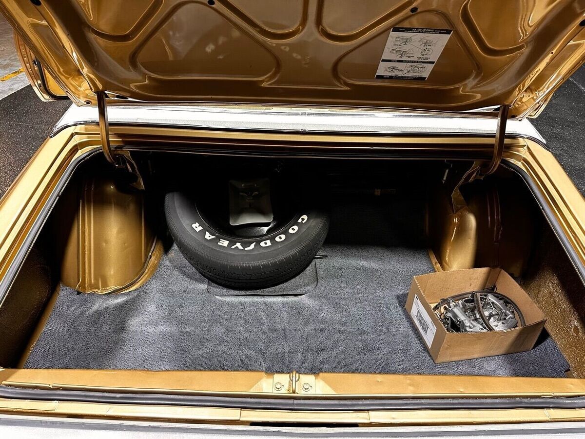1973 Dodge Charger 440cid PISTOL GRIP 4 SPEED MANUAL- REAL NICE PAINT - photo 5