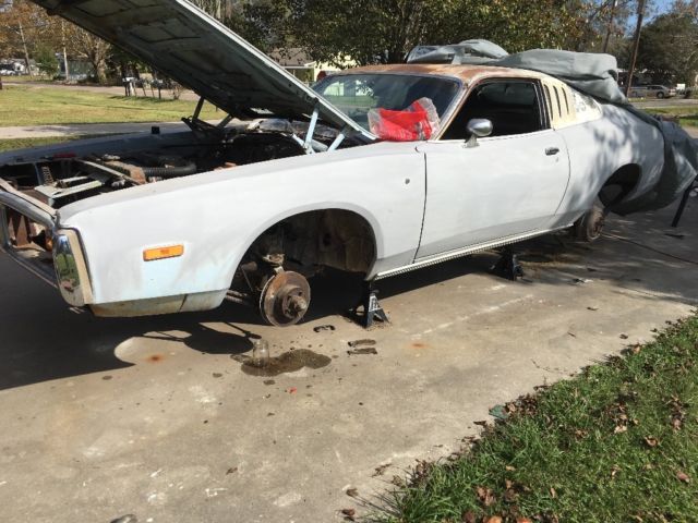 1973 Dodge Charger SE Barn Find 1973 Dodge Charger SE