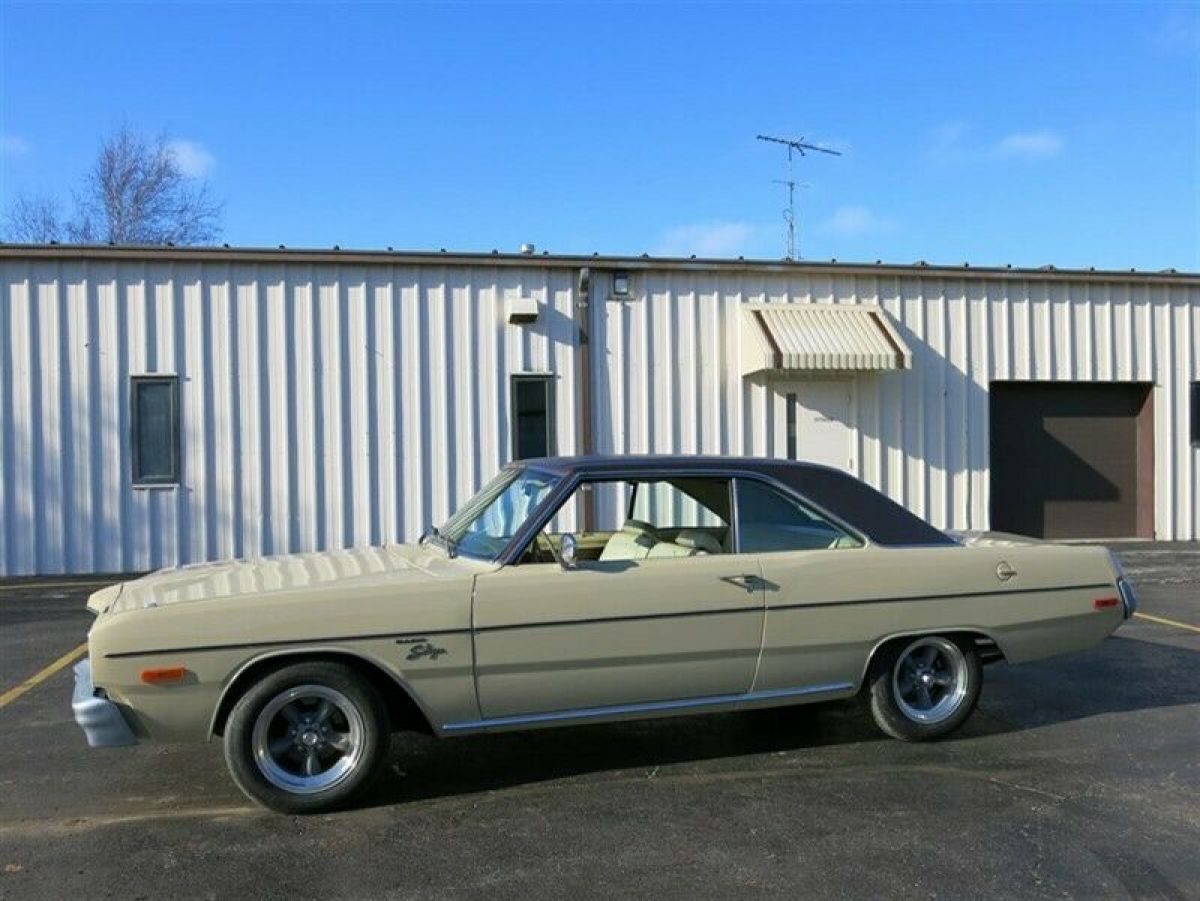 1973 Dodge Dart Swinger, 318ci, A/C, Sale/Trade - photo 4