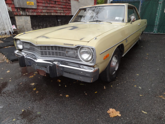 1973 Dodge Dart Swinger / very low miles car 1973 Dodge Dart