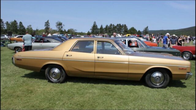 1973 Dodge Polara low price class 318 cu. in. 1973 Dodge Polara low price class