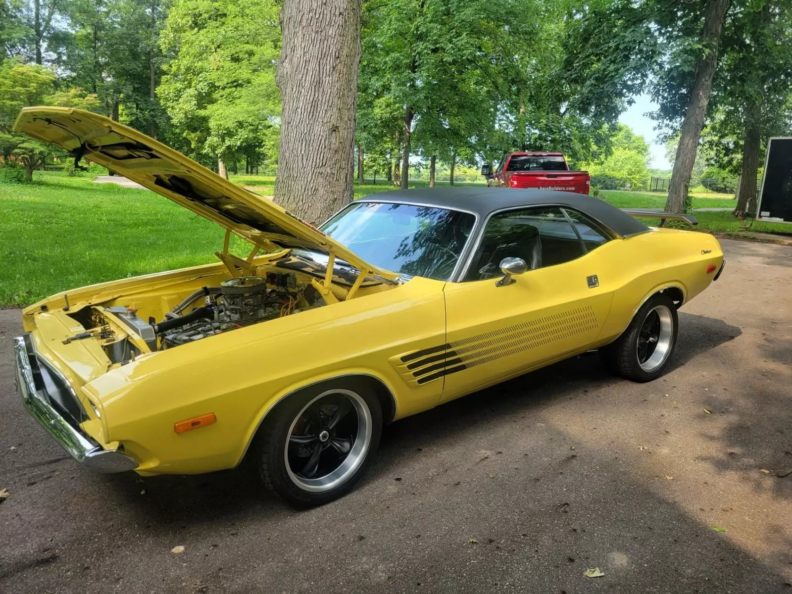 1973 DODGE RALLYE CHALLENGER RESTOMOD 1973 Dodge Challenger