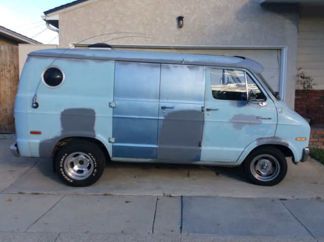 1973 Dodge Tradesman 200 - photo 2
