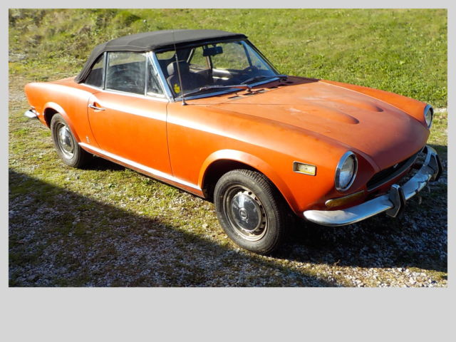 1973 Fiat 124 Spider NO RESERVE Sport 1600 Convertible - photo 2