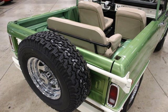 1973 Ford Bronco -- - photo 11