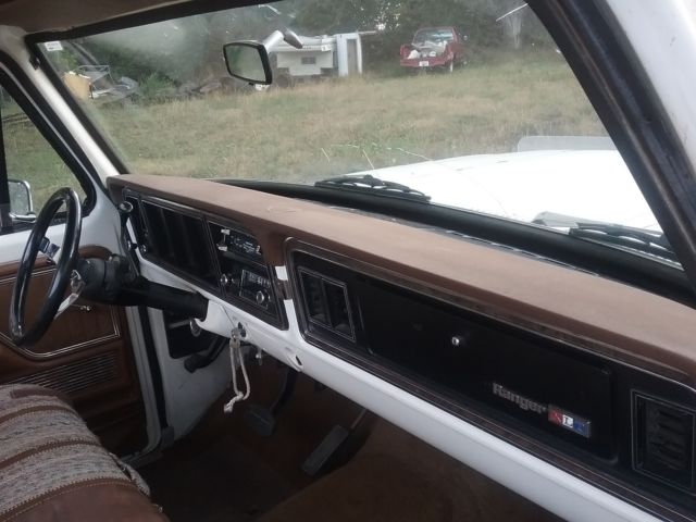 1973 Ford F-250 Custom - photo 10