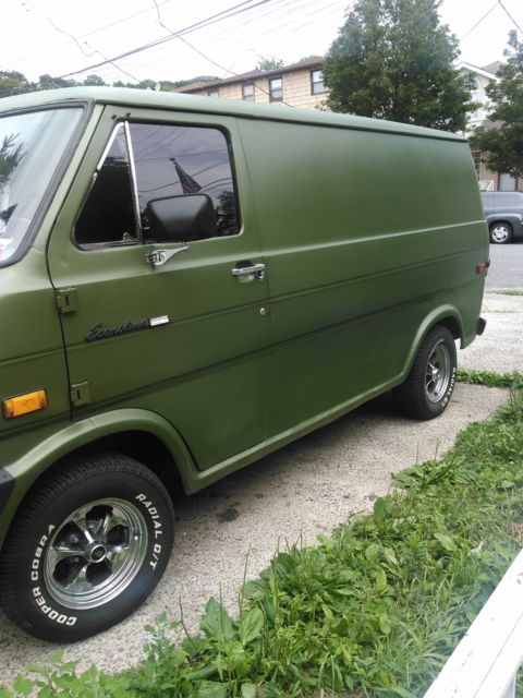 1973 Ford E-Series Van Base - photo 2
