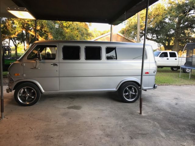 1973 Ford E-Series Van - photo 5