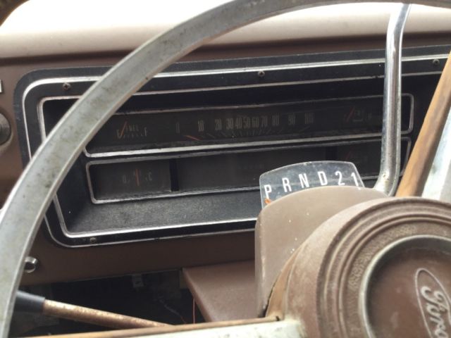 1973 Ford E-Series Van - photo 11