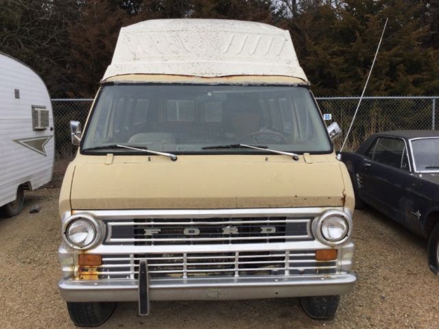 1973 Ford E-Series Van - photo 2