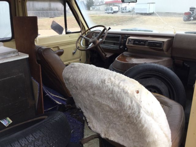 1973 Ford E-Series Van - photo 7