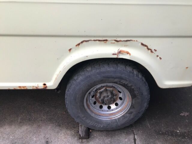 1973 Ford E-Series Van - photo 7