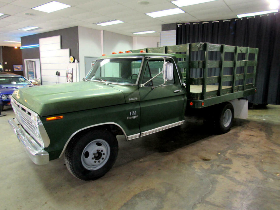1973 Ford F-350 77,897 Miles Green Flatbed Truck Select Manual 1973 Ford F-350