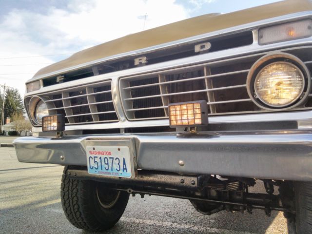 1973 Ford F-250 Ford Truck F-150 F-250 F350 4x4 Highboy - photo 11