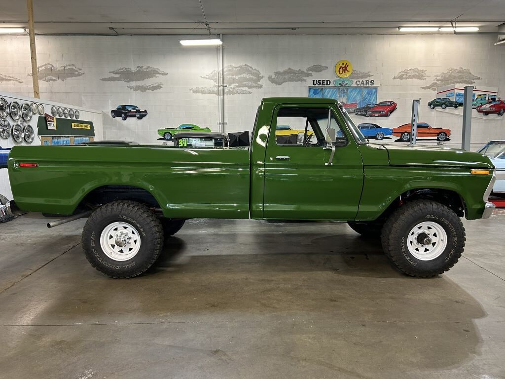 1973 FORD F-250 Highboy 4x4 - photo 4