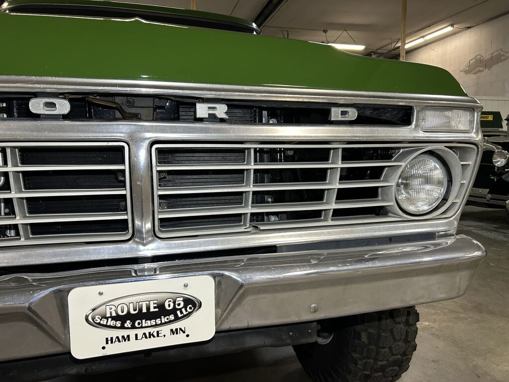 1973 FORD F-250 Highboy 4x4 - photo 9