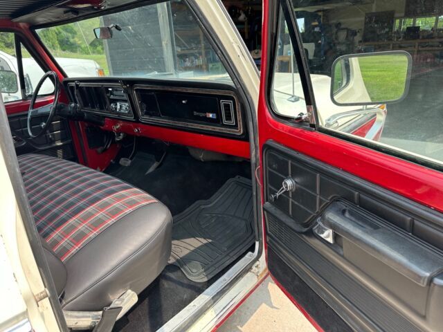 1973 Ford F250 Ranger XLT Camper Special - photo 6