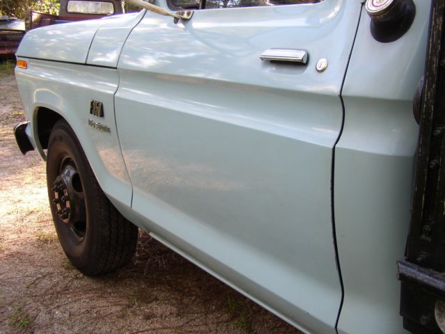 1973 Ford F-350 Custom - photo 2