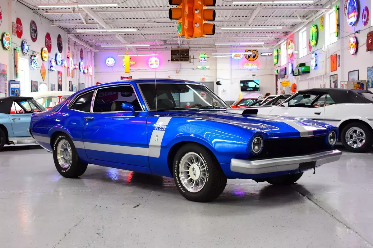 1973 Ford Maverick, Bucket Seats/Center Console, 302ci V8 A/C Car! 1973 Ford Maverick 302 V8