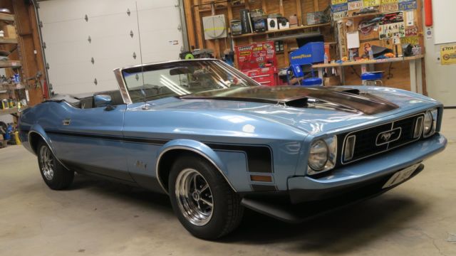 1973 Ford Mustang Convertible! Rebuilt 302 v8! P/S, Power Top! RARE!