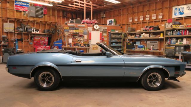 1973 Ford Mustang Convertible! Rebuilt 302 v8! P/S, Power Top! RARE! - photo 4