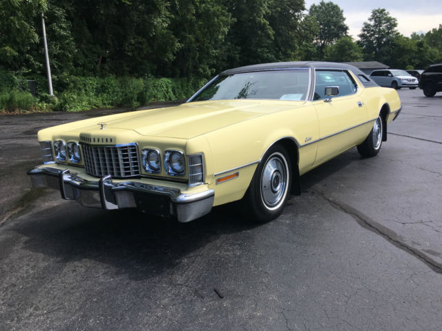 1973 Ford Thunderbird