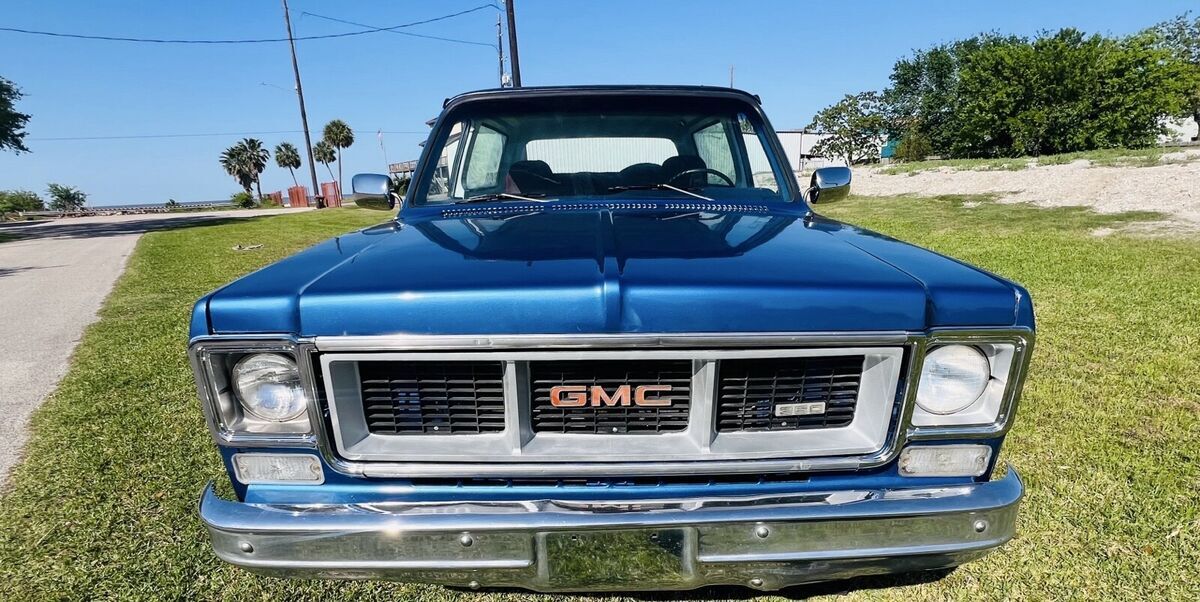 1973 GMC Jimmy 4 x 4 - photo 11