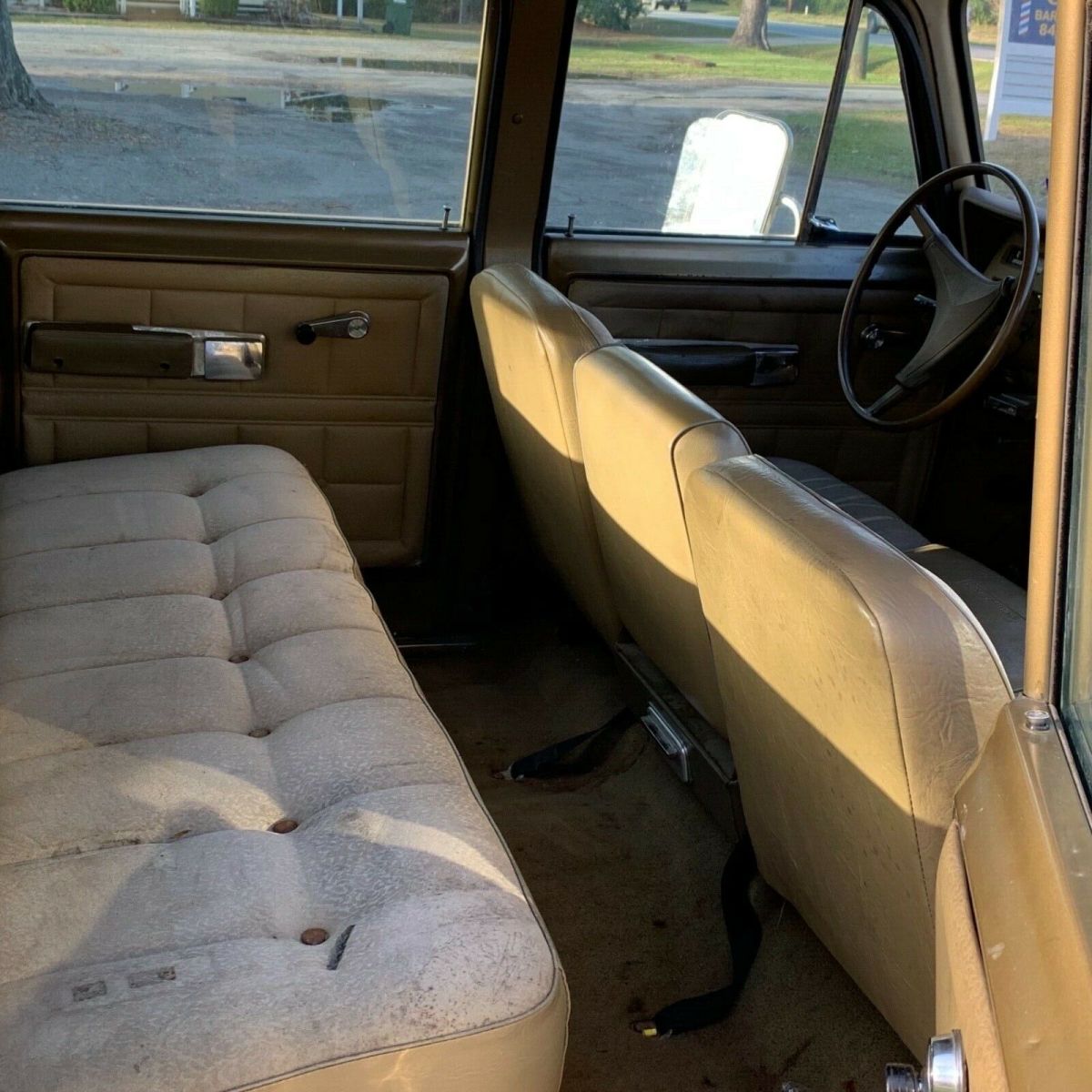 1973 International Harvester Travelall - photo 12
