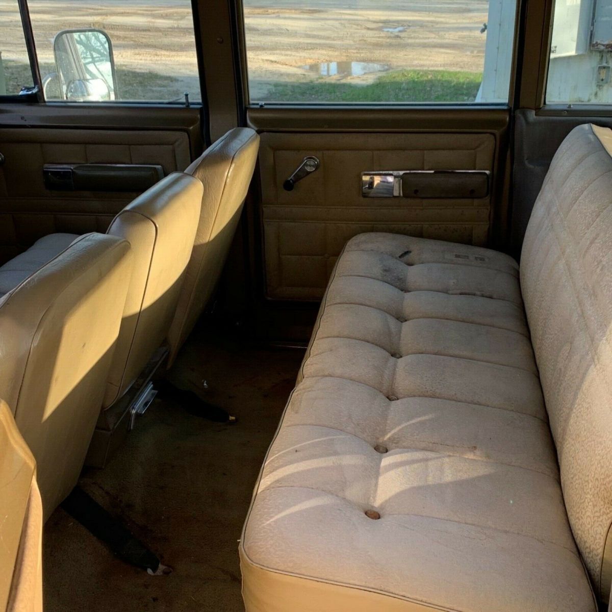 1973 International Harvester Travelall - photo 9