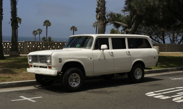 1973 International Harvester Travelall - photo 2