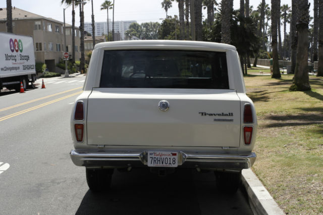 1973 International Harvester Travelall - photo 5