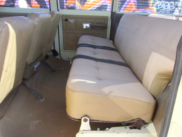 1973 International Harvester Travelall - photo 11