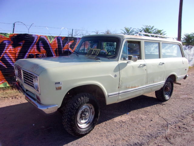 1973 International Harvester Travelall - photo 2