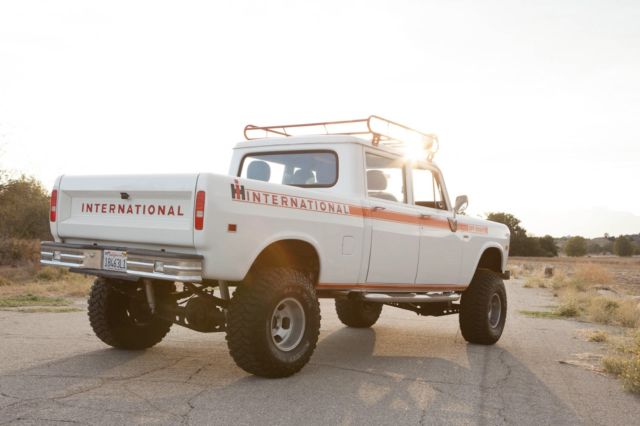 1973 International Harvester Travelette 4x4 Crew-Cab Pickup Truck 1973 International Harvester Other