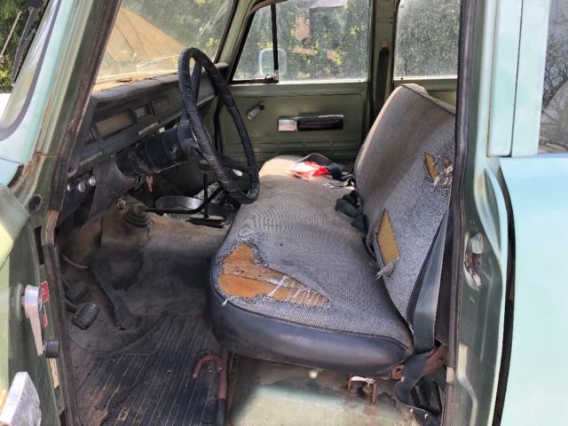 1973 International Harvester 1210 Crew Cab, Short Bed - photo 13