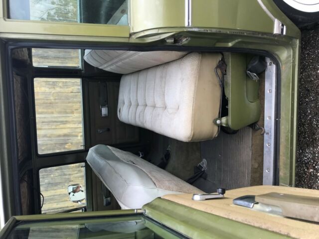 1973 International Harvester Travelall - photo 12