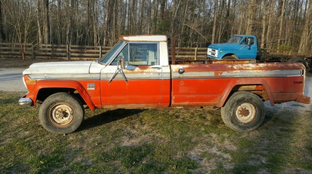 1973 J-4000 CUSTOM CAB 1973 Jeep Wagoneer J-4000 TRUCK