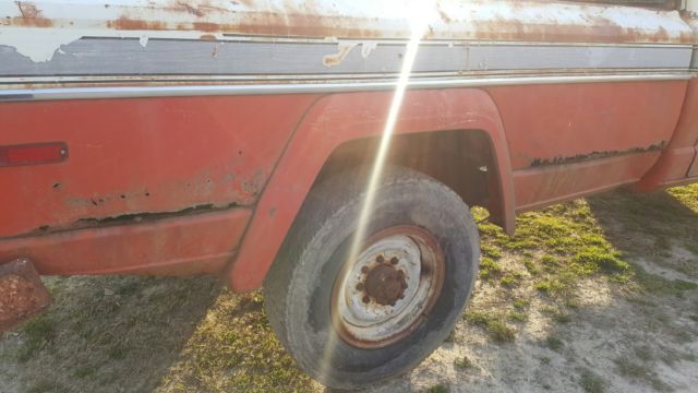 1973 Jeep Wagoneer J-4000 TRUCK - photo 4