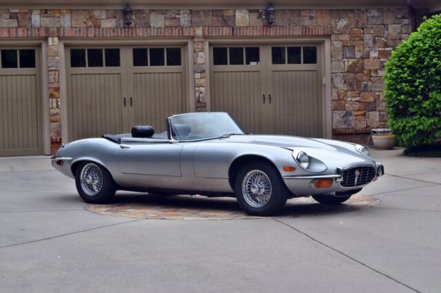 1973 Jaguar e-type V12 roadster - Matching numbers, Euro bumpers 1973 Jaguar E-Type