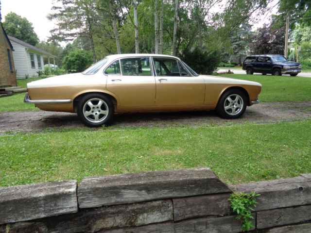 1973 Jaguar XJ6 Base - photo 13