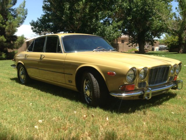 1973 Jaguar XJ6 - photo 2