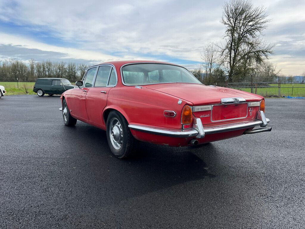1973 Jaguar XJ6 - photo 10