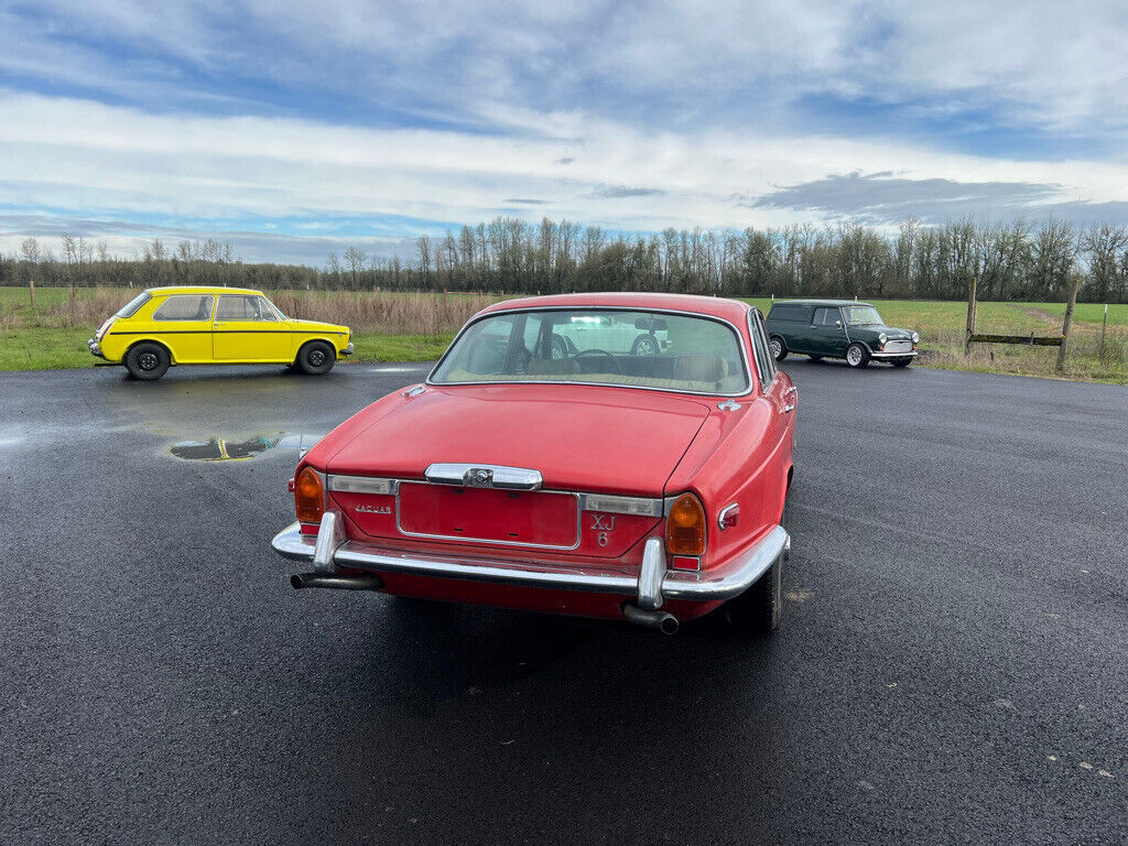 1973 Jaguar XJ6 - photo 4