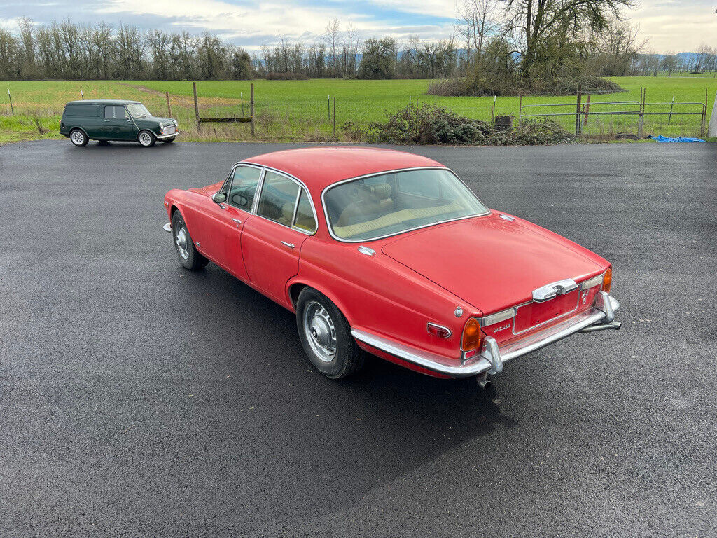 1973 Jaguar XJ6 - photo 5